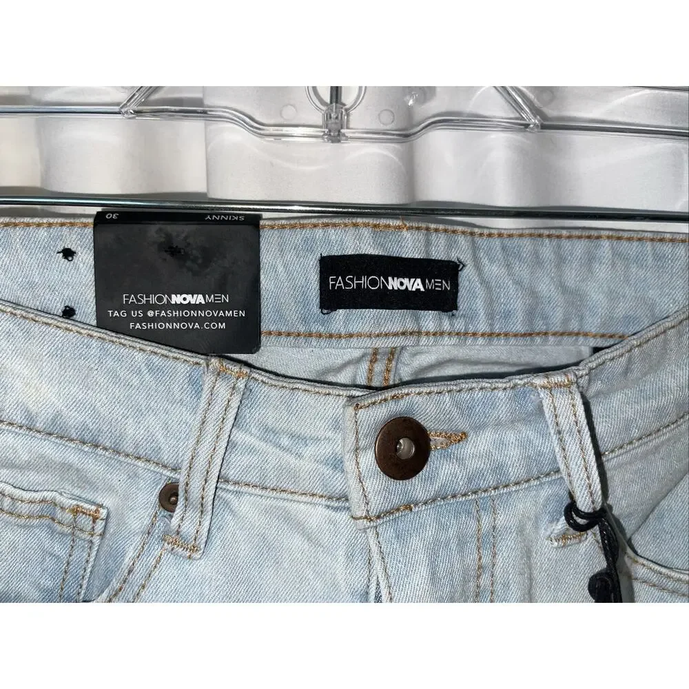 NEW Fashion Nova Mens ‘Cornell’ Light Wash Skinny Jean 29” Inseam Size 30